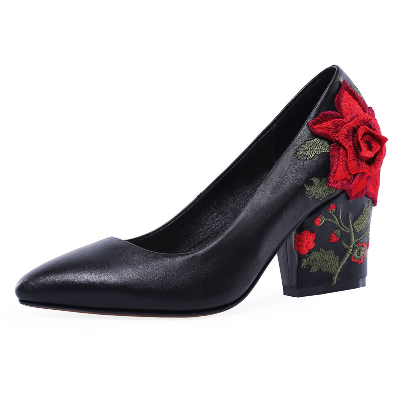 Fashion Yarn Embroidery Red Ro - огляд і ціна Embroidery Rose