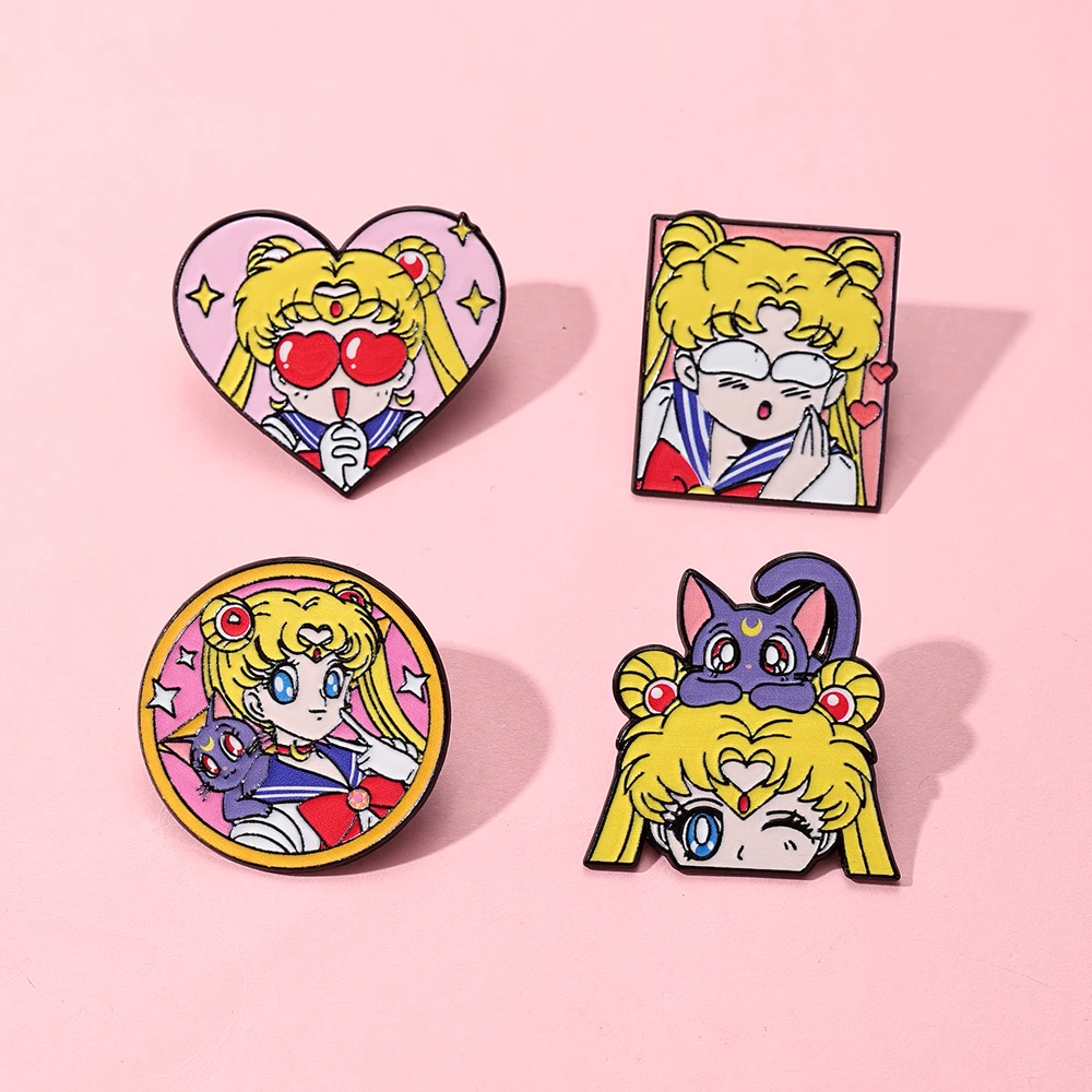4 Pcs Sailor Moon Heart Shape  - огляд і ціна Embroidery Reddit